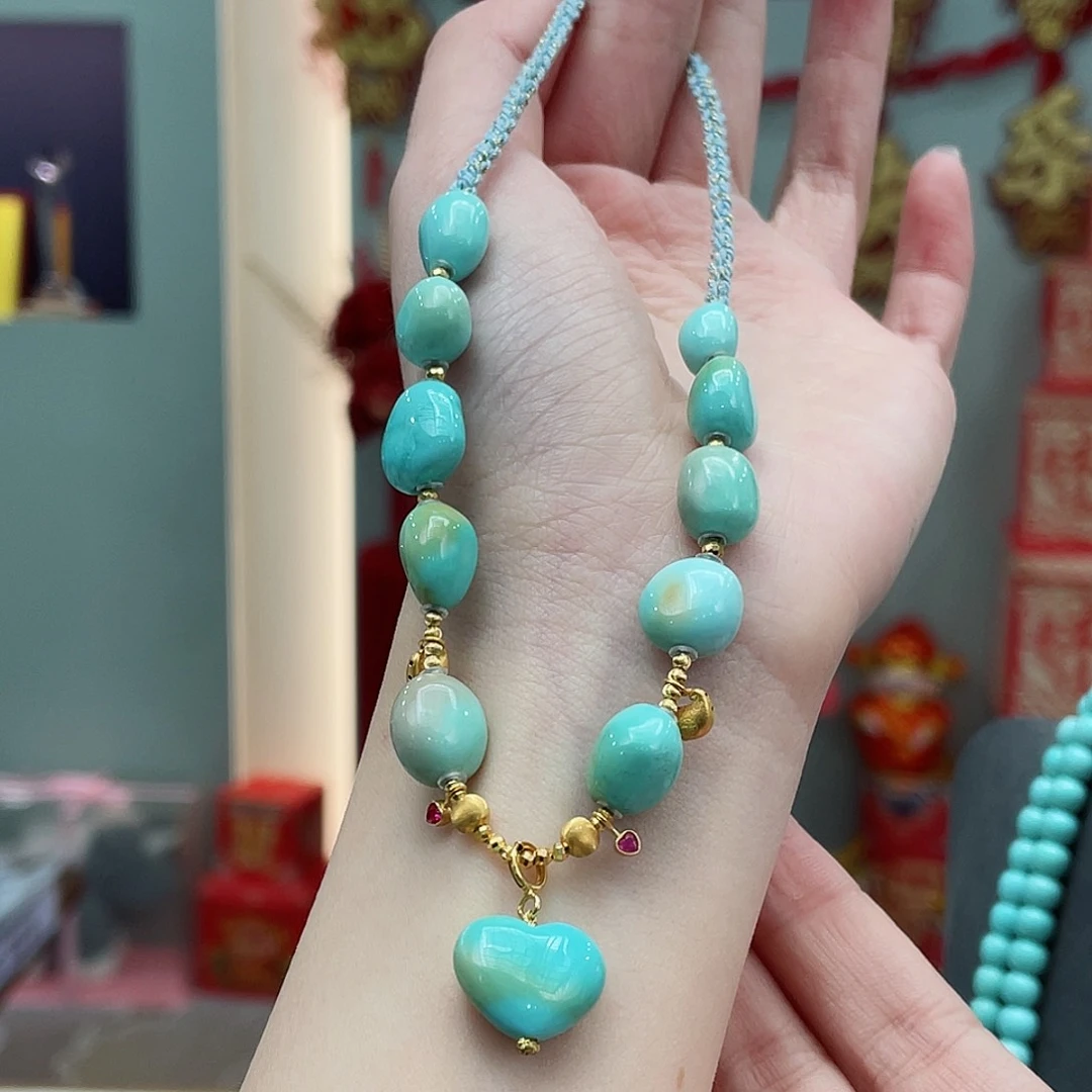 绿松石颈饰18K金镶嵌