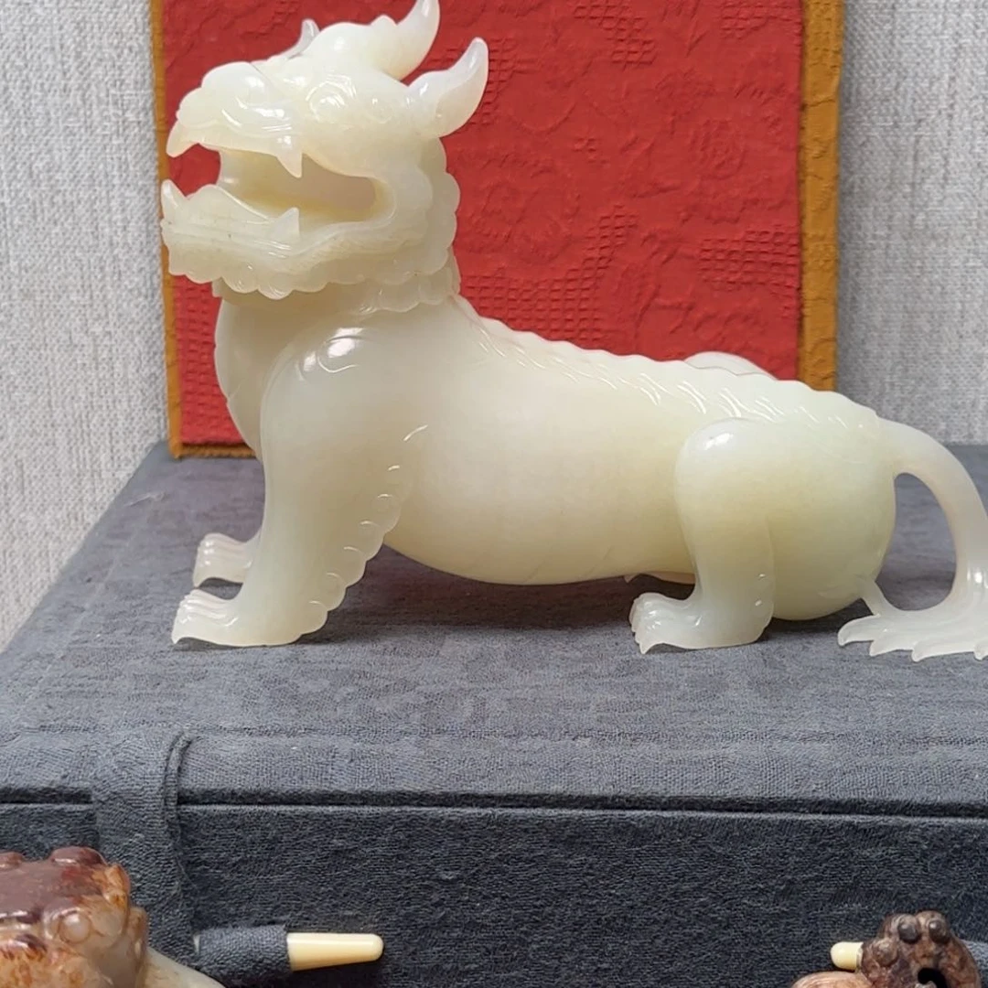 和田玉未镶嵌挂件美***活