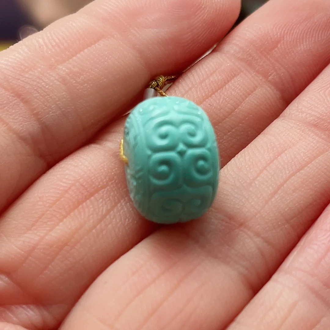 绿松石颈饰未镶嵌