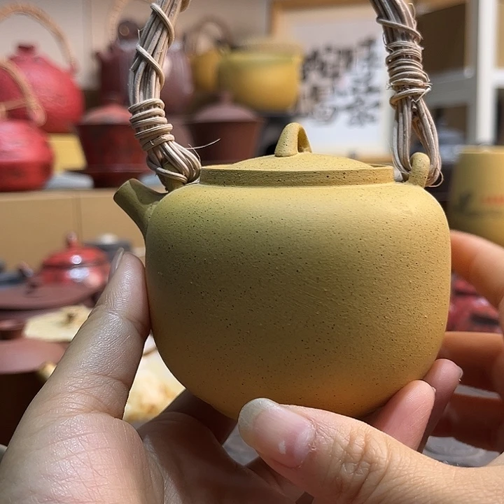 微瑕是真的不适合做表情符号