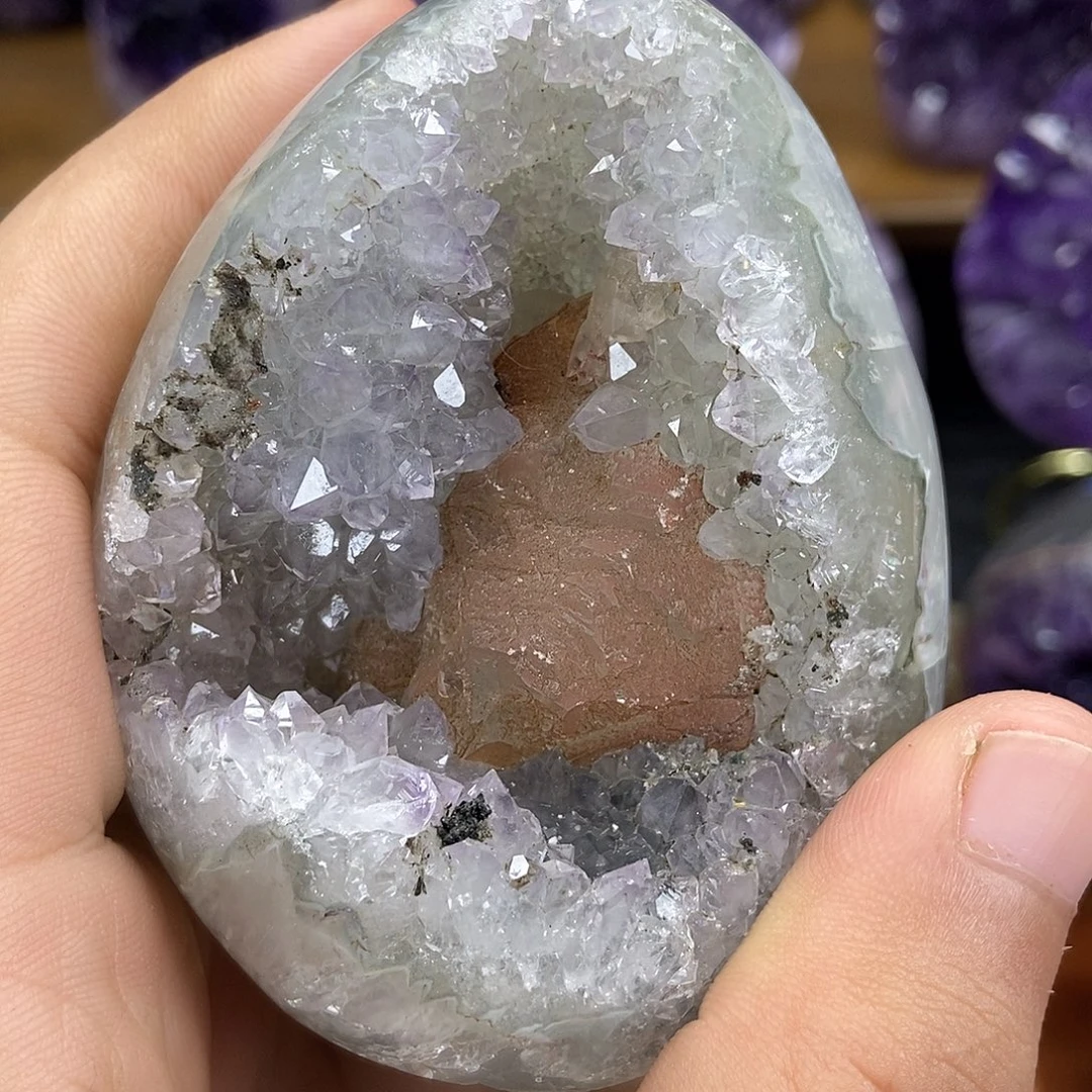 紫晶未镶嵌大型摆件（非配饰）