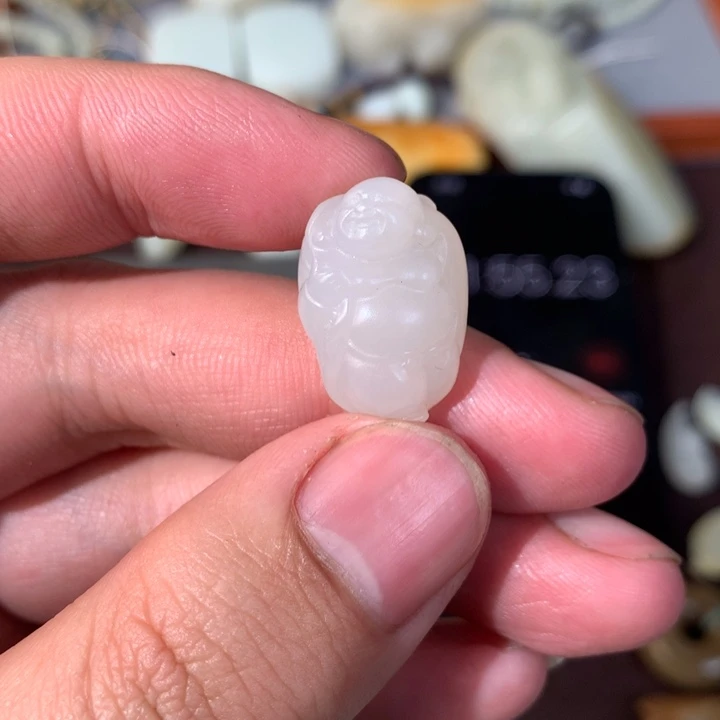 和田玉颈饰未镶嵌来*鸣