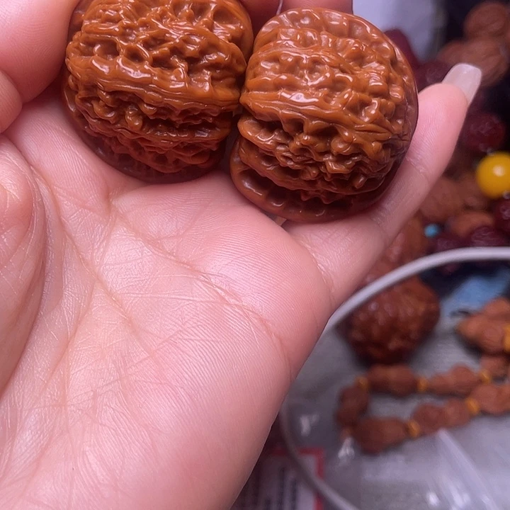 燕***梦文玩核桃吊坠