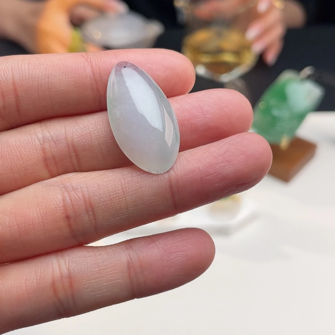 翡翠未镶嵌颈饰福利001