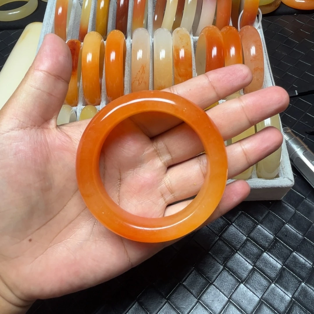 嘟***嘟石英质玉（黄龙玉）未镶嵌手镯