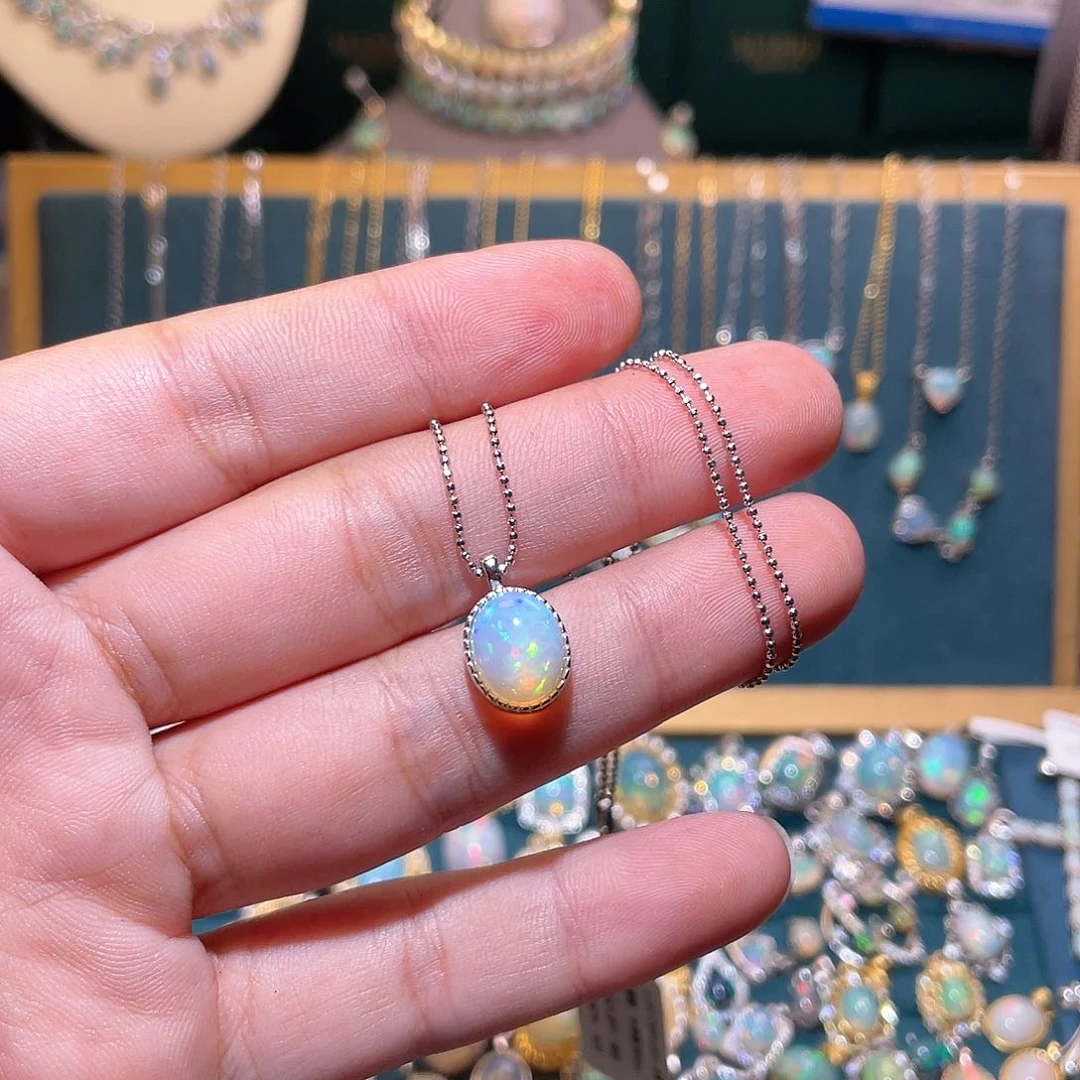 银S925镶嵌欧泊吊坠）神**女