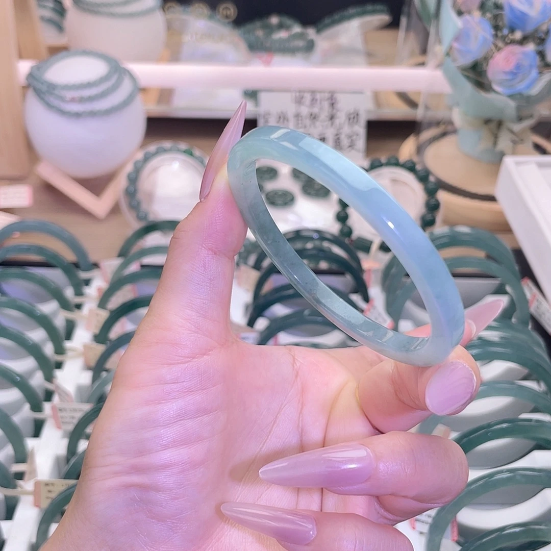 翡翠未镶嵌手镯57-58圈