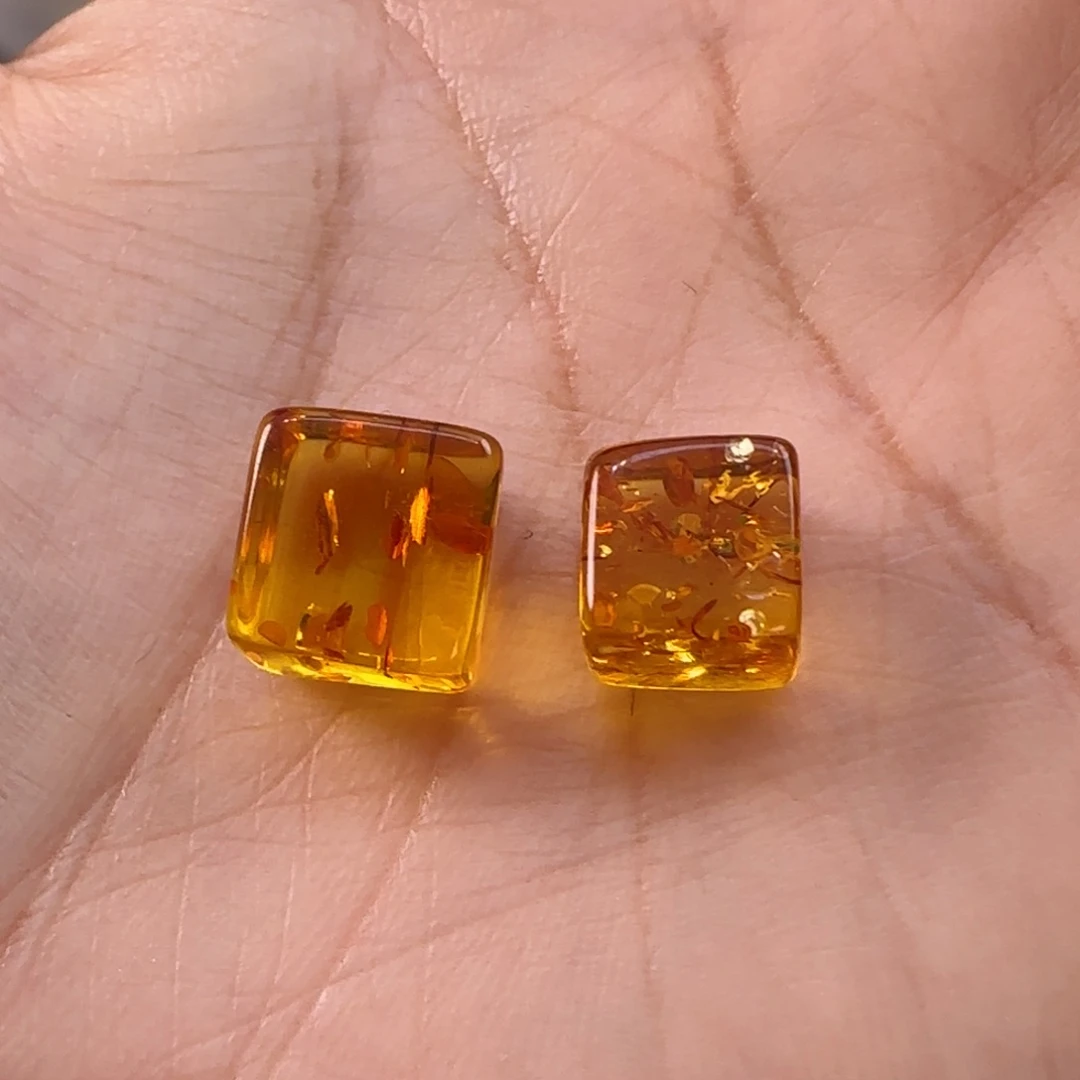 琥珀未镶嵌珠宝奇石晨