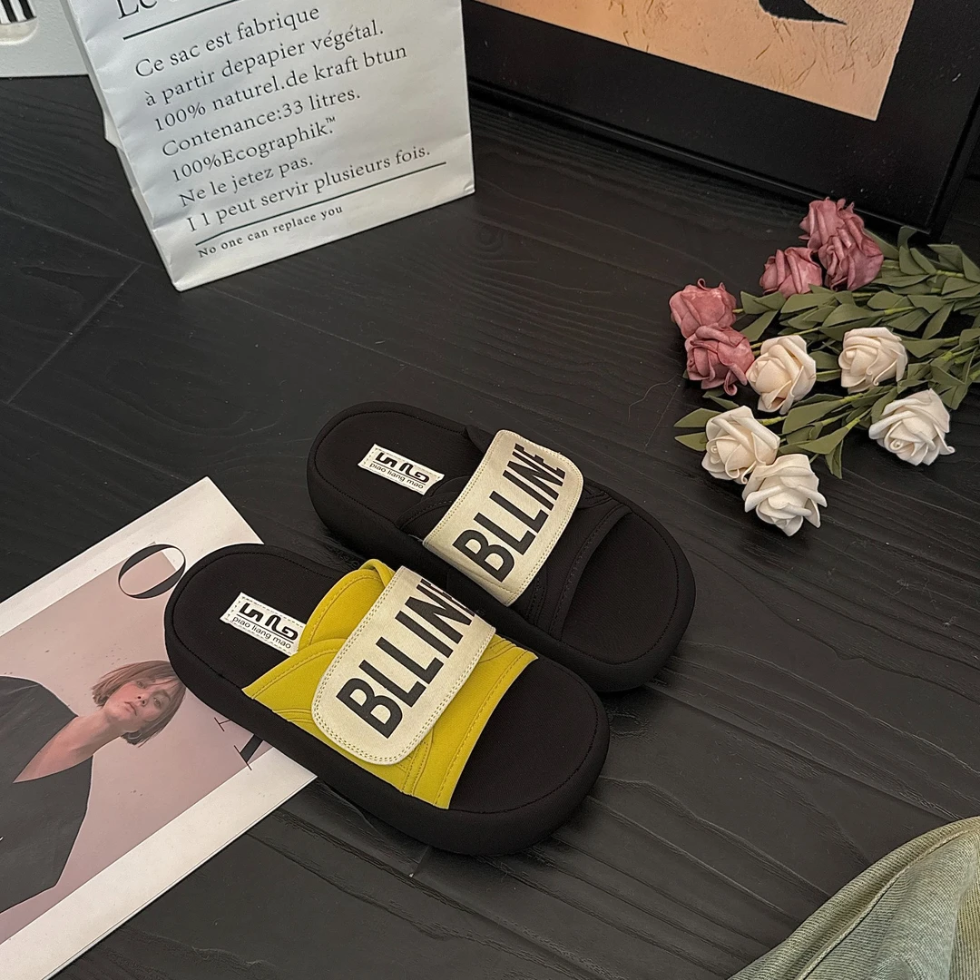 MM字母厚底一字拖鞋女2025新款百搭夏外穿配裙子防滑平底凉拖