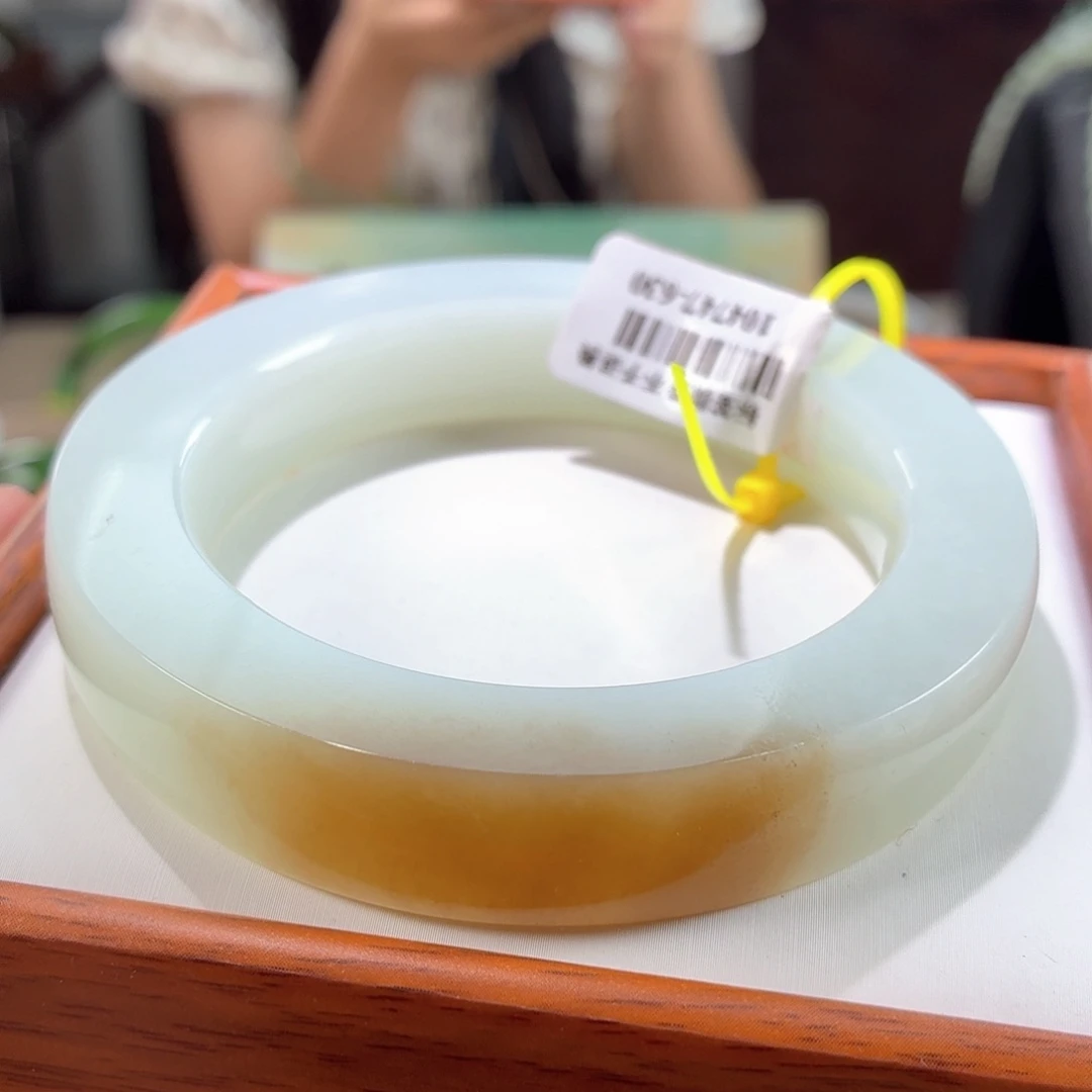 和田玉手镯未镶嵌61 糖白一口糖 55/56