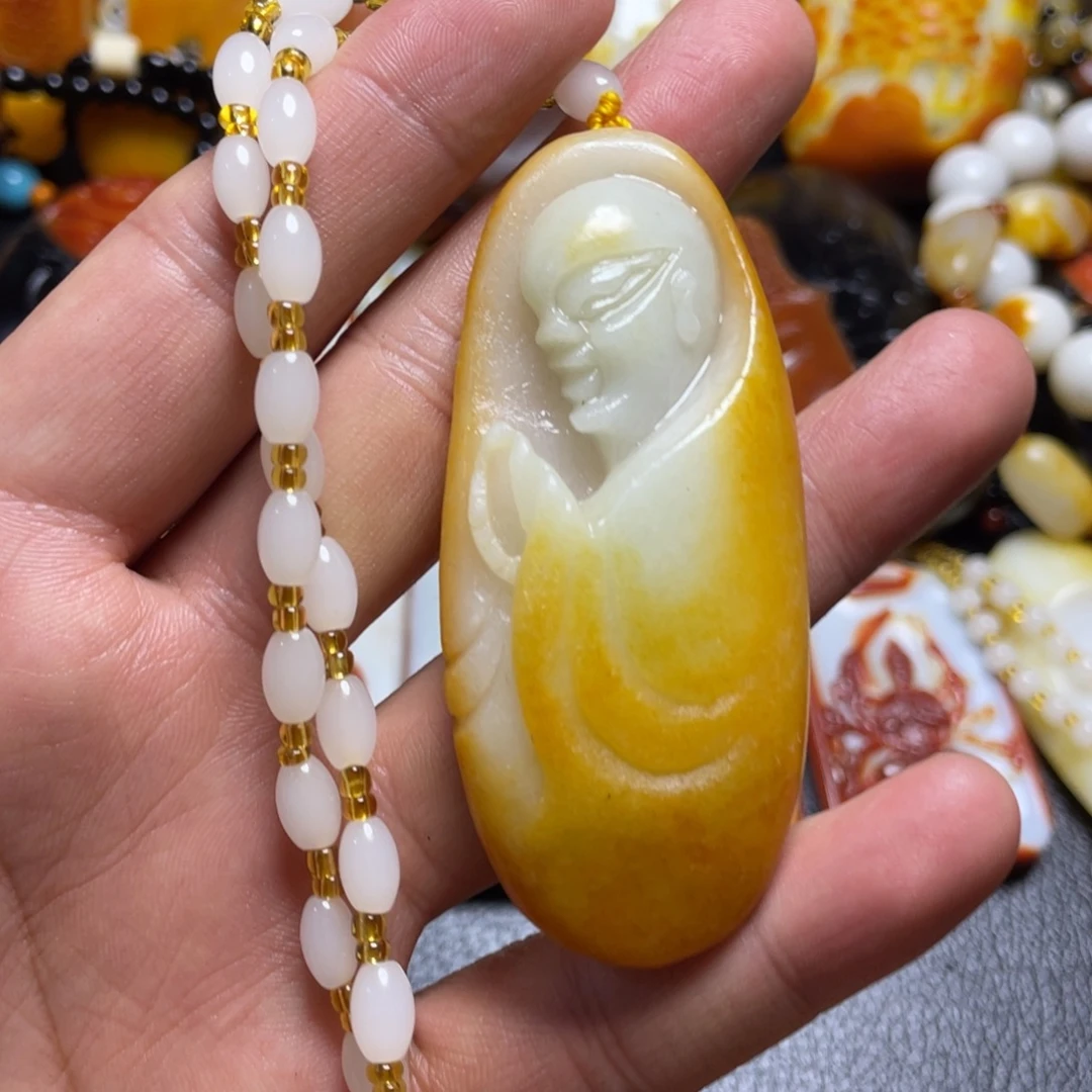 和田玉未镶嵌颈饰