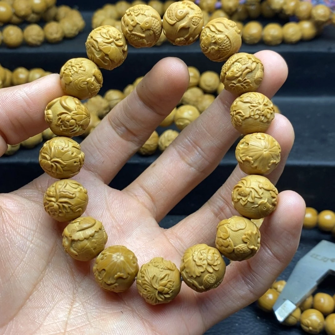 吊坠猴头核桃荷花鱼