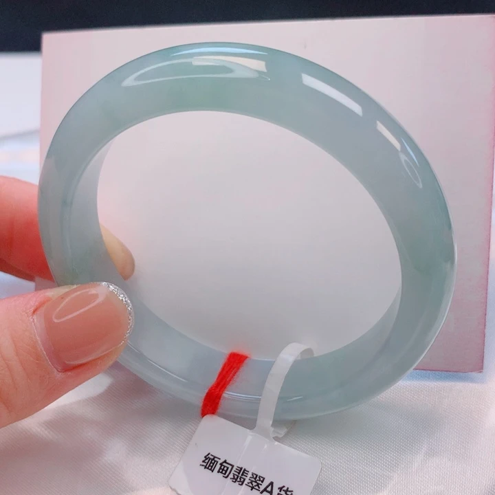 翡翠未镶嵌手镯55圈口