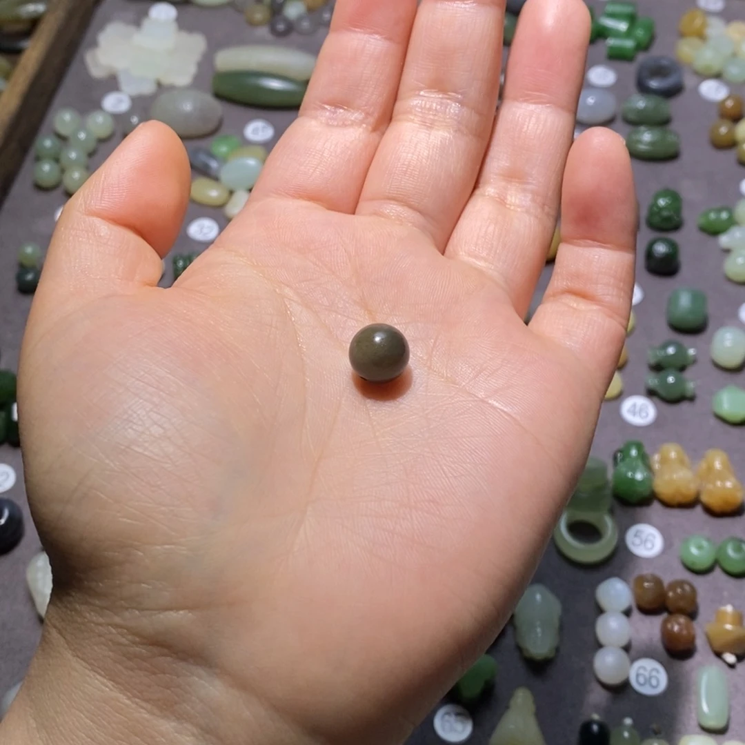 和田玉未镶嵌颈饰巧*力