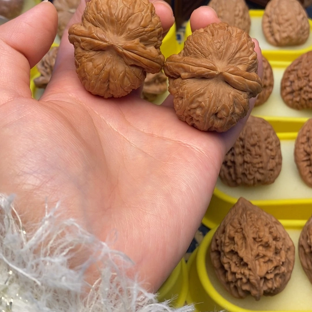 文玩核桃把件43元宝