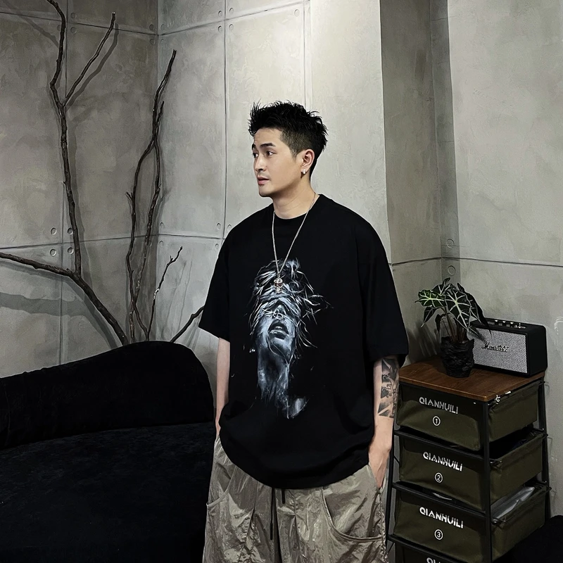 夏季新款人像印花高街洋气短袖男美式高级感轻奢时尚潮流半袖T恤