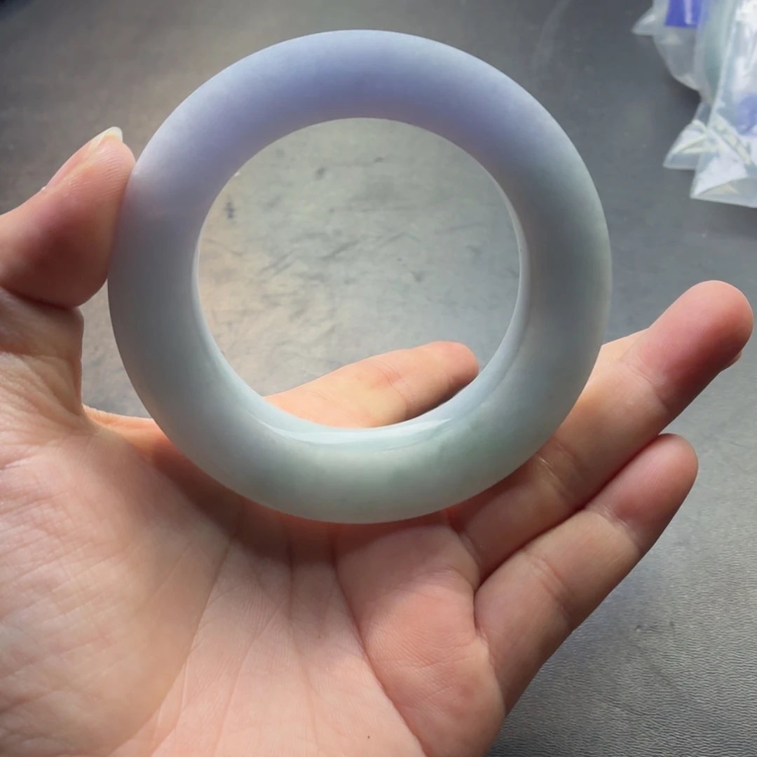 芊***艺未镶嵌翡翠定制翡翠