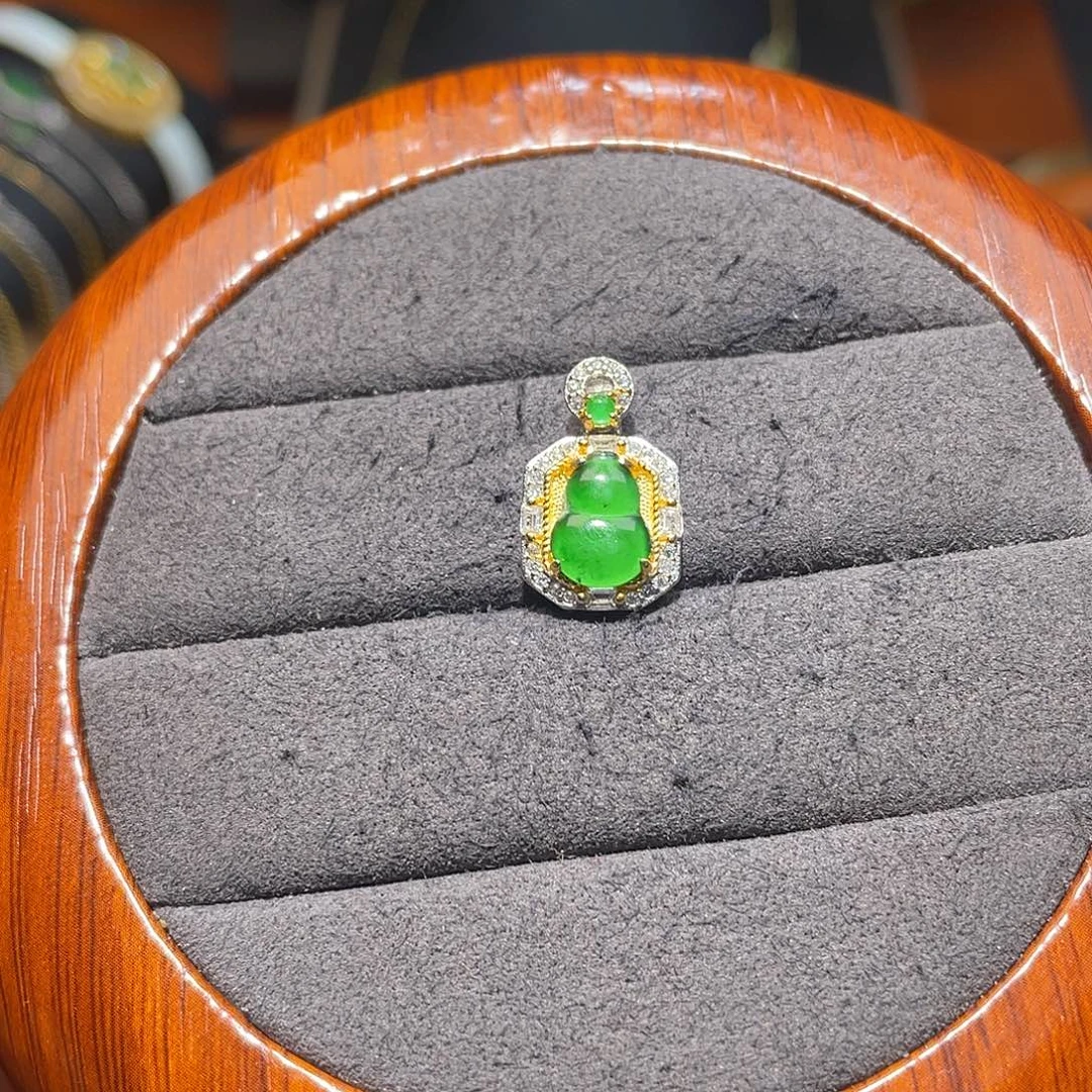 翡翠银S925镶嵌颈饰