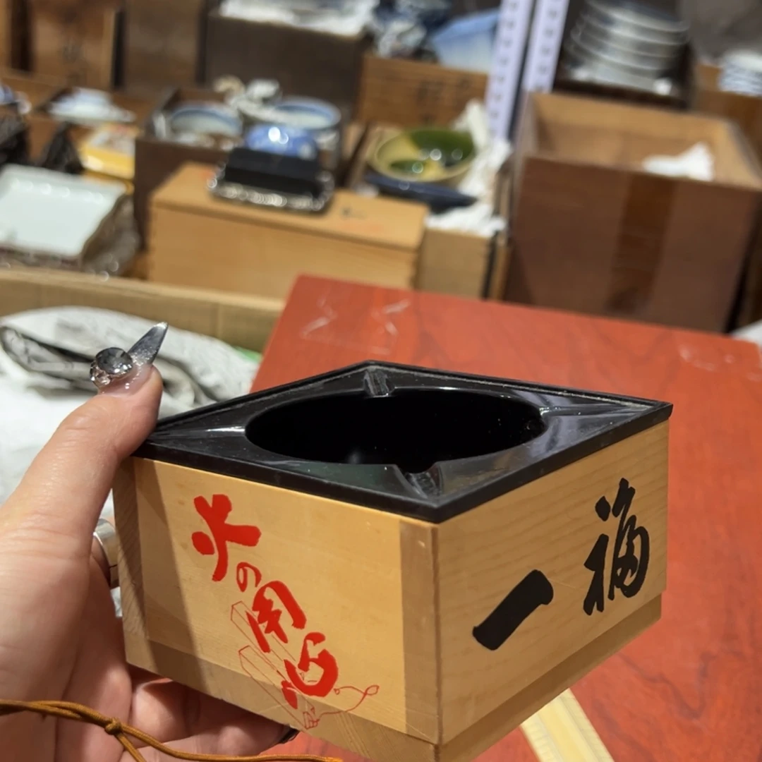 好看的瓷器小杯杯