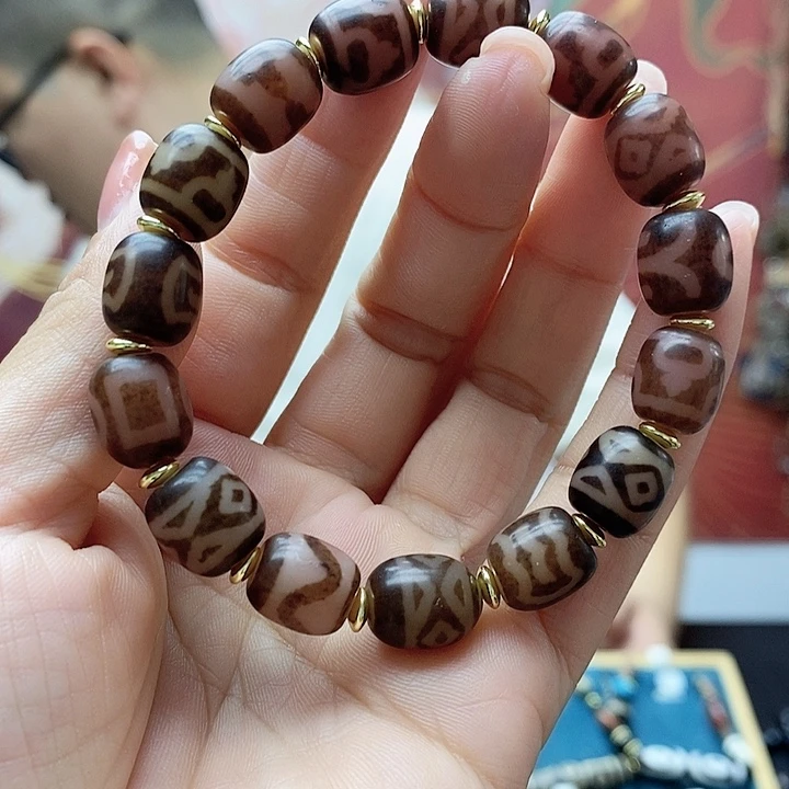 玛瑙/玉髓颈饰合金