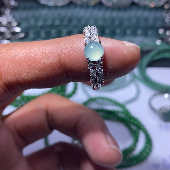 翡翠未镶嵌颈饰天然翡翠