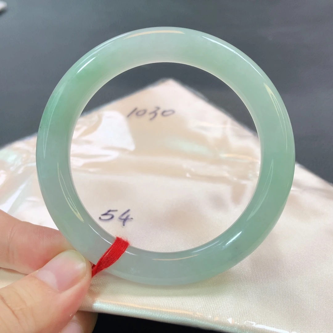 翡翠手镯未镶嵌1030号