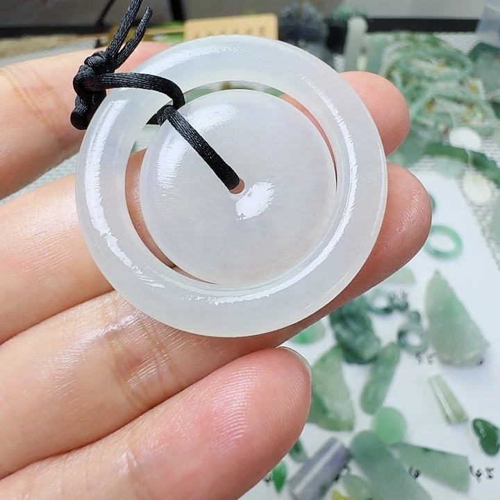 未镶嵌定制翡翠挂件