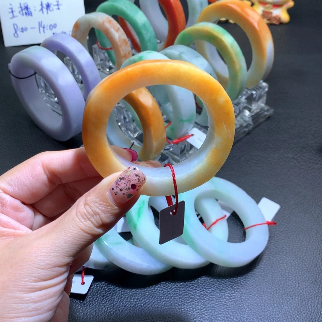 未镶嵌黄翡定制翡翠