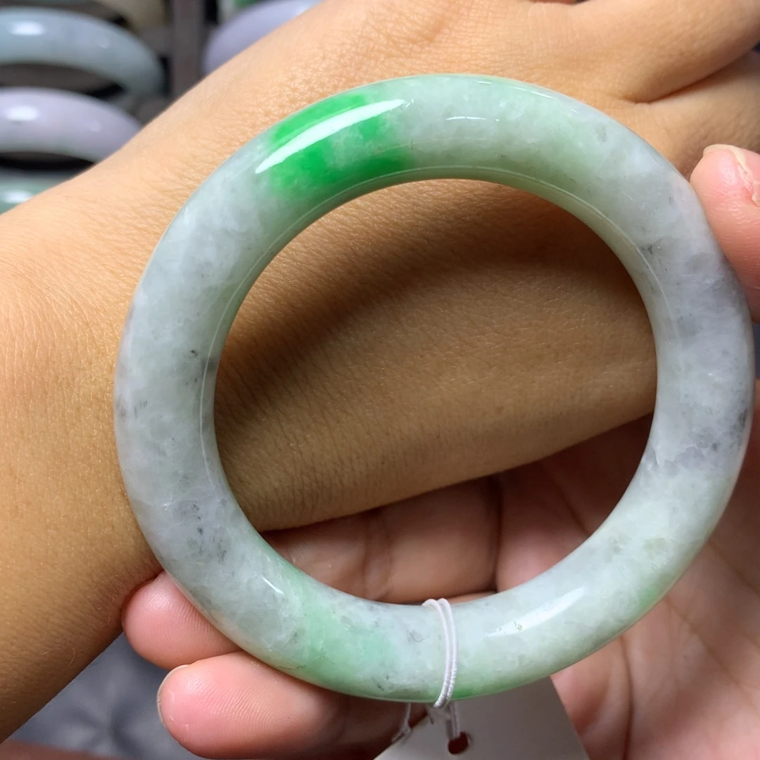 定制翡翠未镶嵌翡翠手镯53
