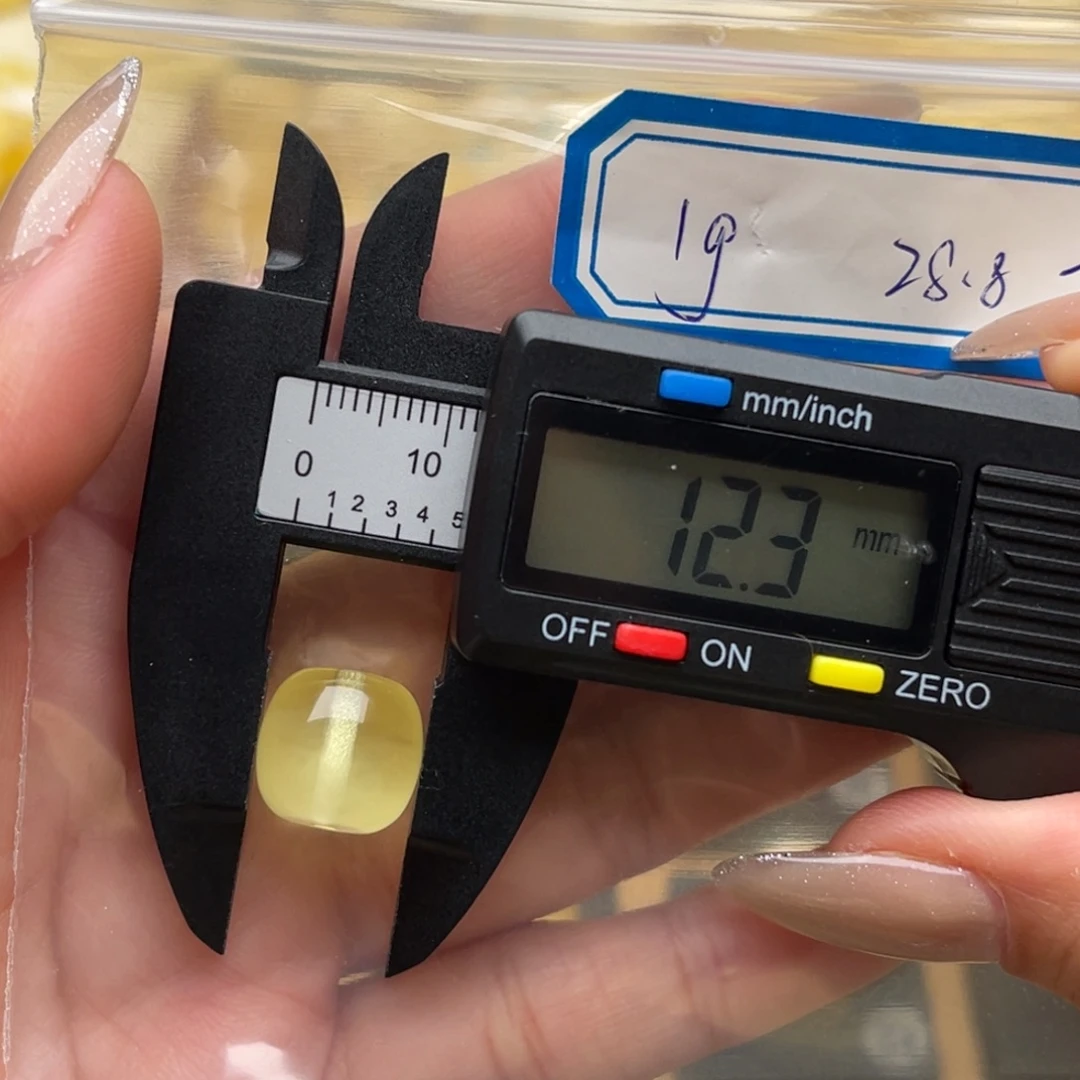 琥珀未镶嵌裸石蜜蜡老型笑
