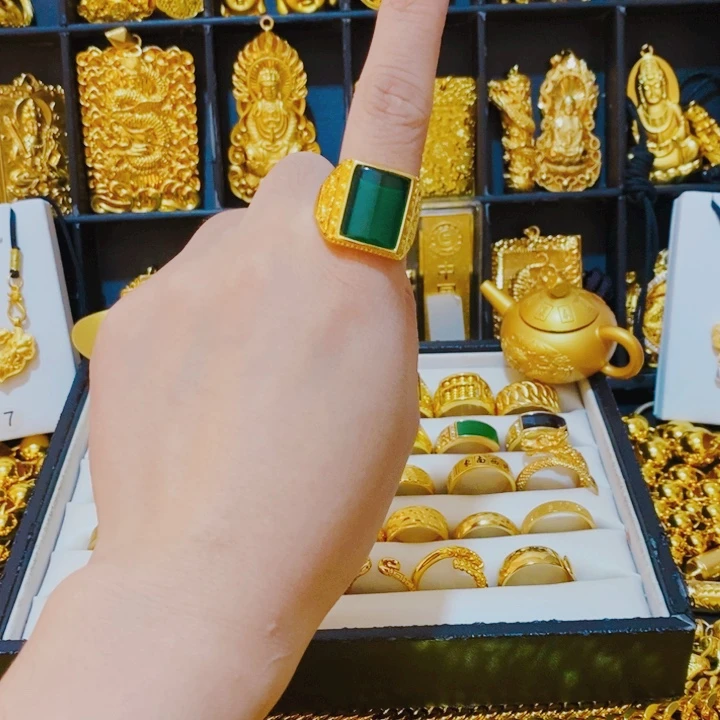 合金活口大绿方戒指