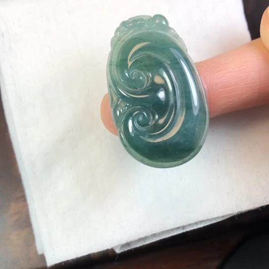 翡翠未镶嵌颈饰缅甸A货，每天下午1点半开播