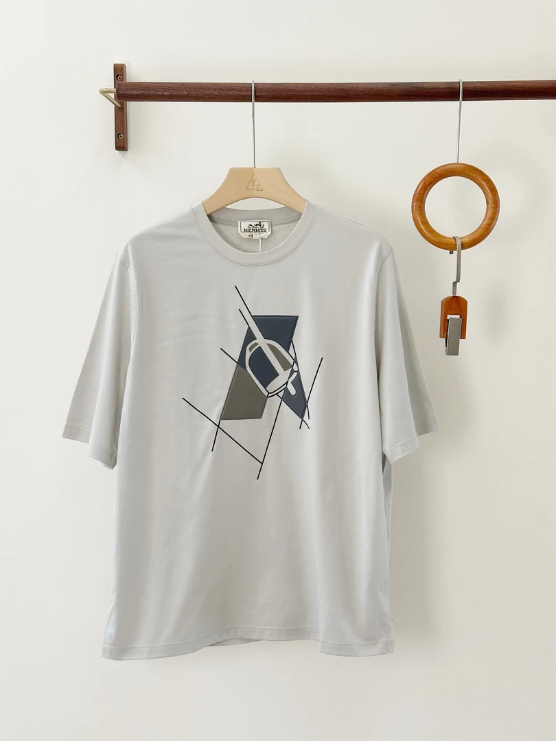 未使用 Hermes/爱马仕 爱马仕 男士灰/白/深蓝马蹄扣印花短袖