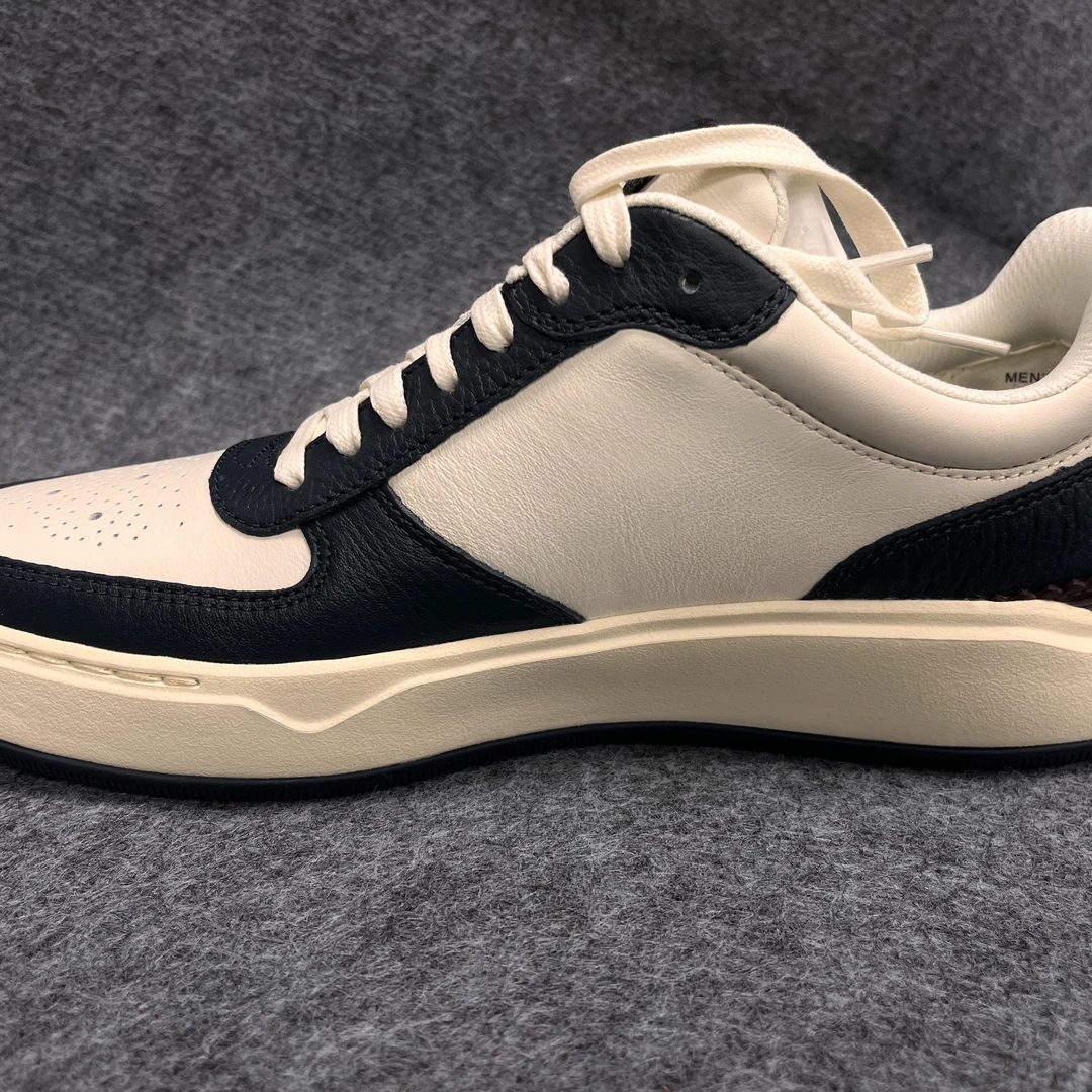 默认微瑕-CH（M运动码）男款白拼海军蓝色系带牛皮休闲板鞋 C39327