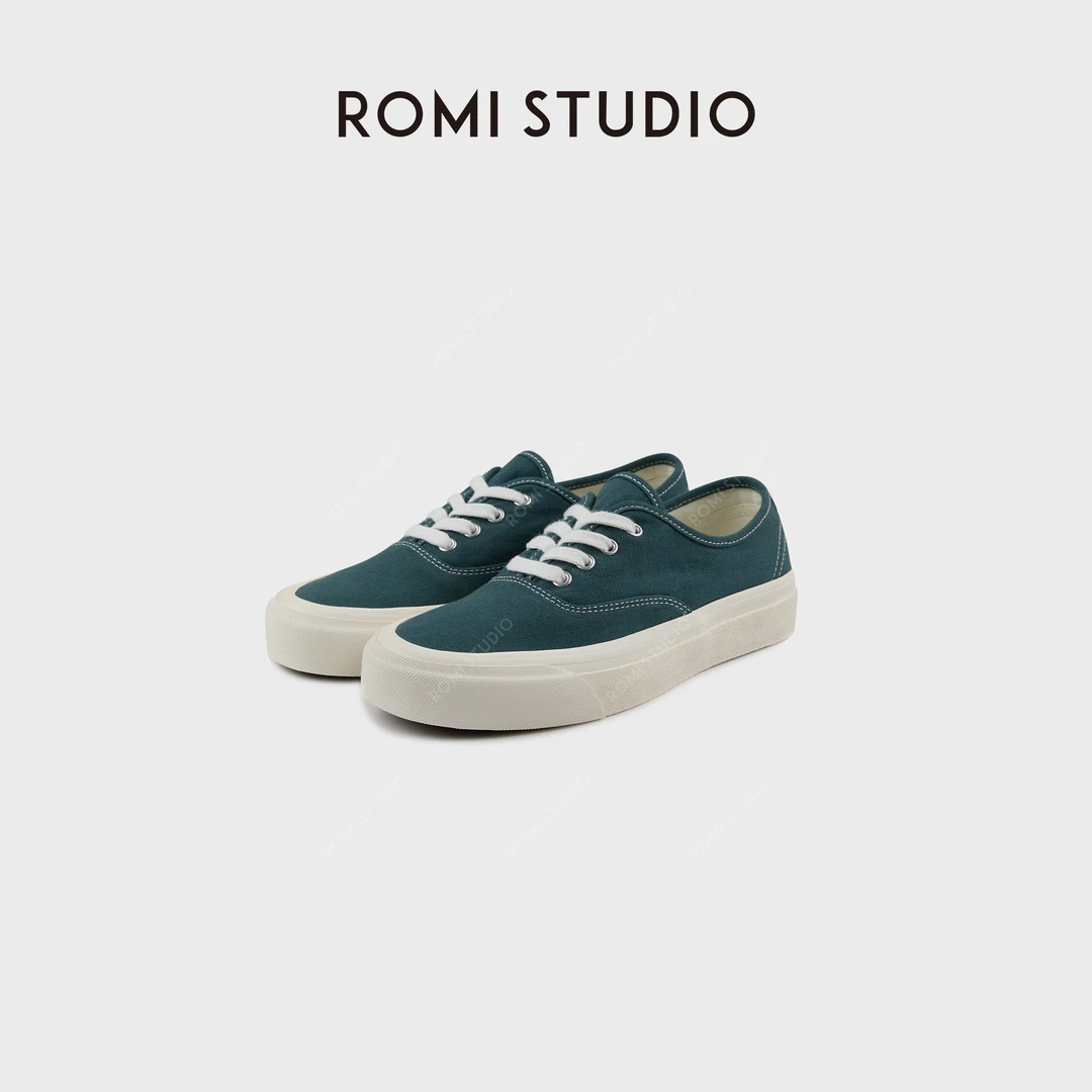 ROMI STUDIO“休闲百搭”墨蓝色水洗帆布硫化底低帮鞋 RWBAP31782