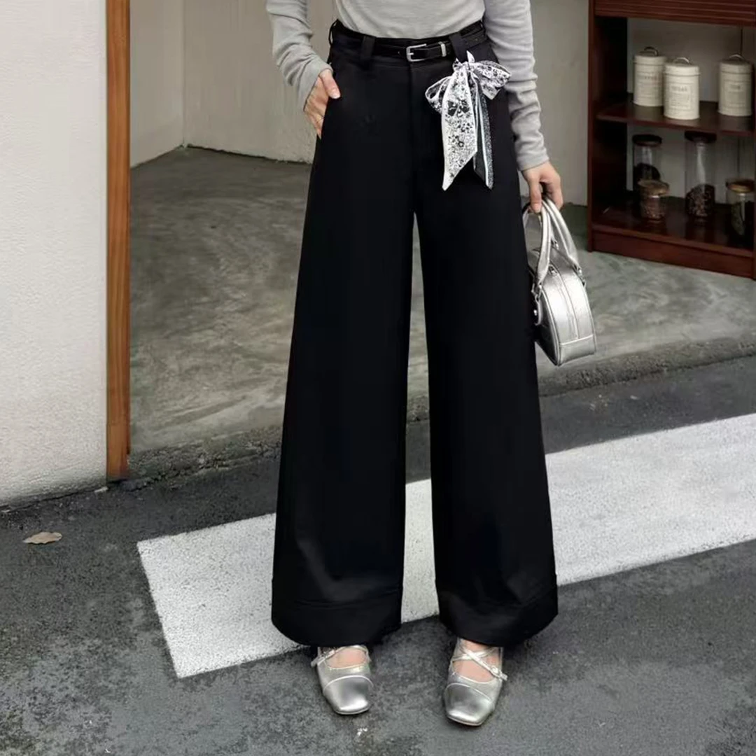 雪中飞中年妈妈秋季新款高腰显瘦直筒牛仔裤女宽松阔腿裤休闲长裤