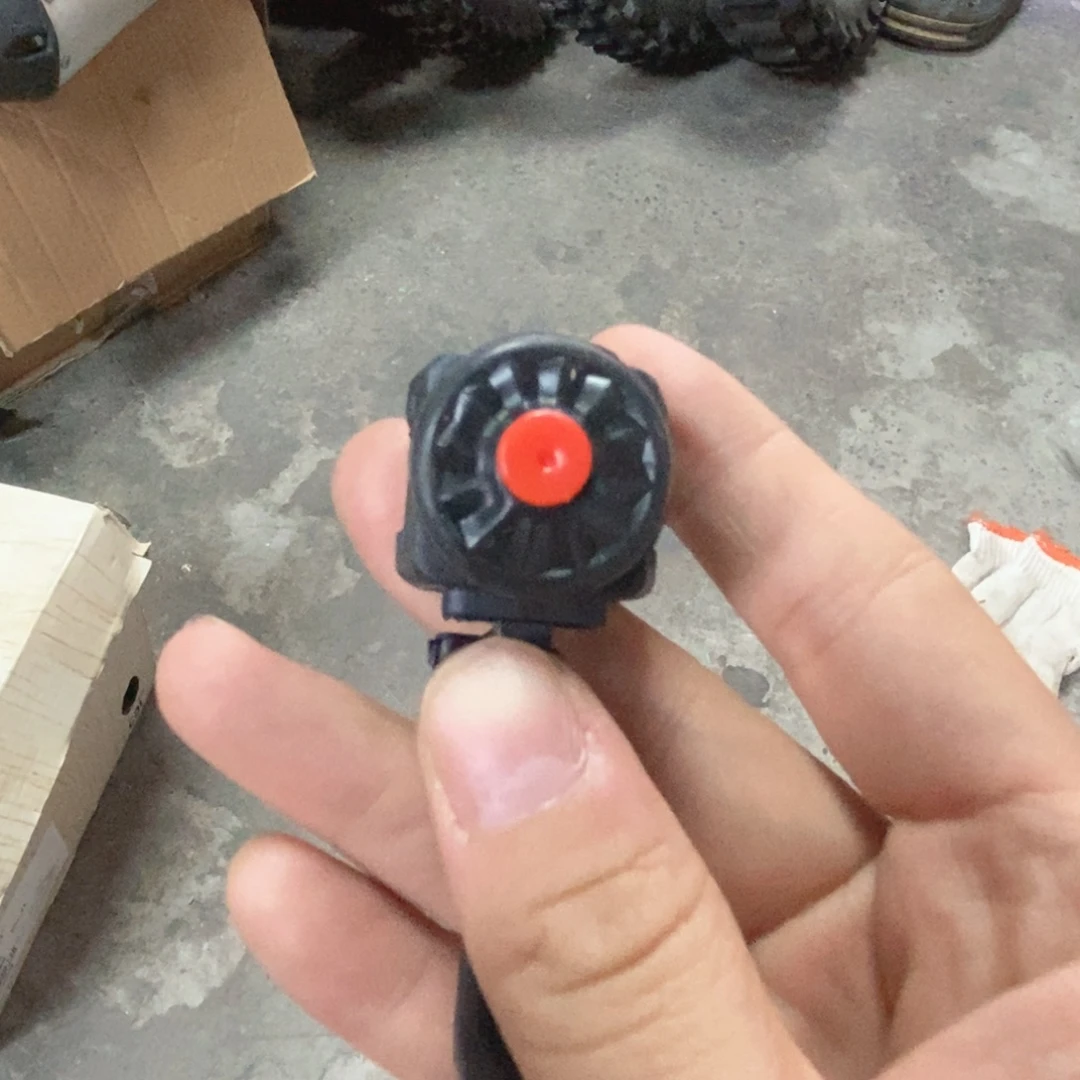 喇叭开关新的一个