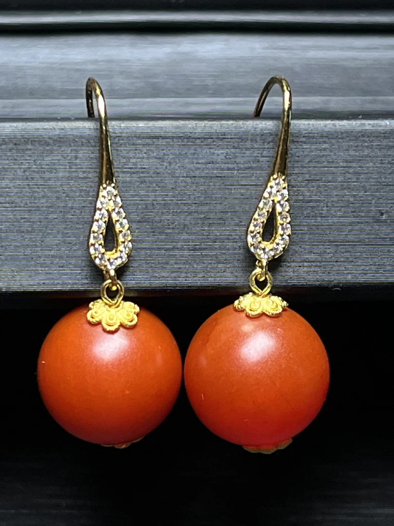 云南天然 保山 红玛瑙 满色满肉耳钩14mm磨砂