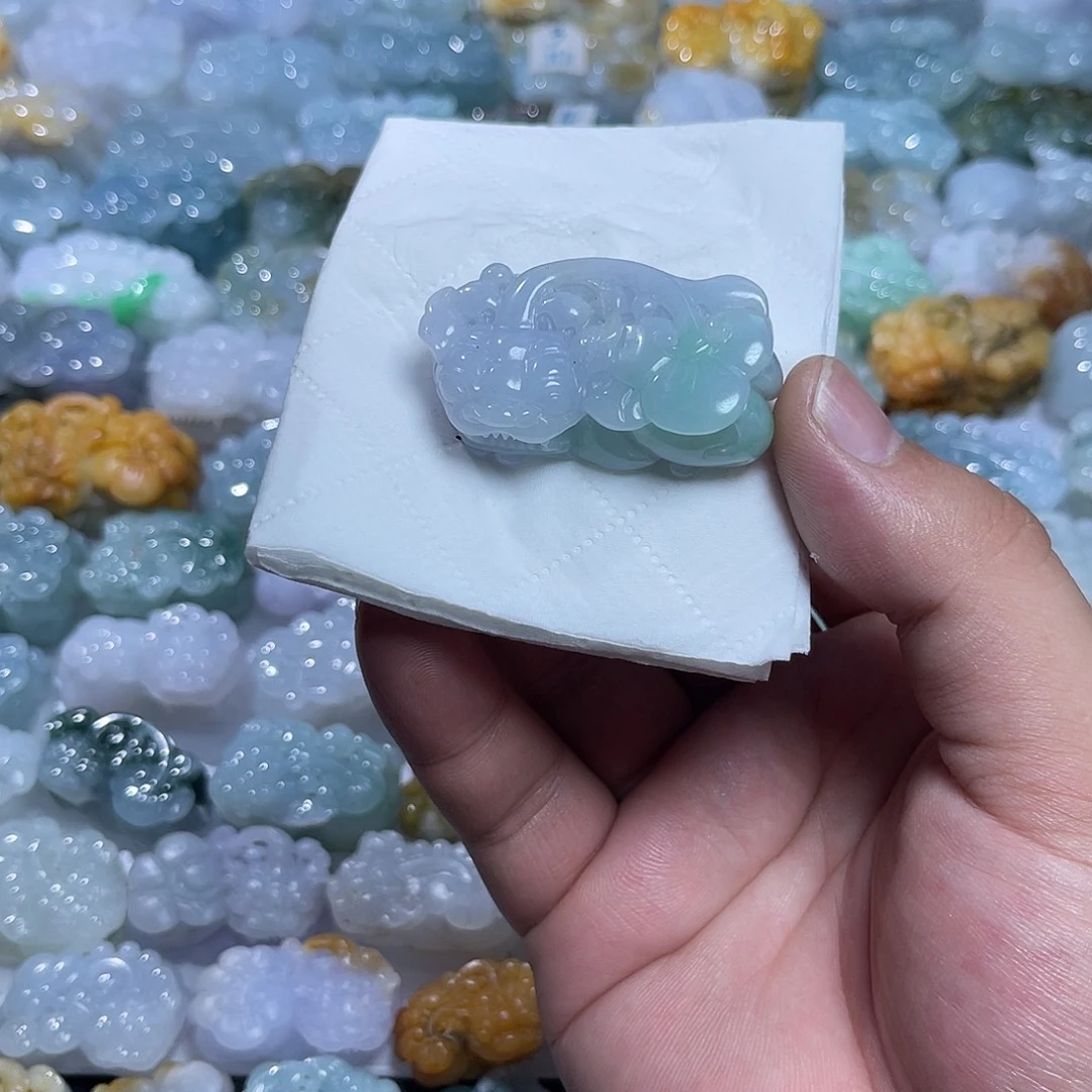 翡翠未镶嵌颈饰天然