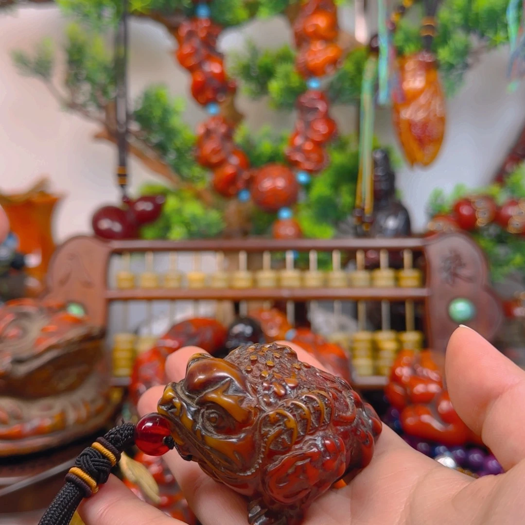 琥珀裸石未镶嵌手把