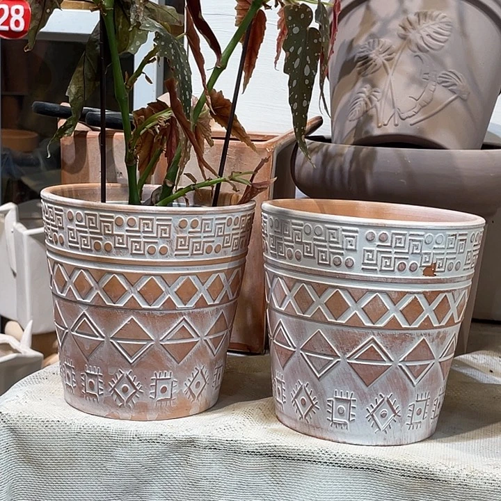 13×13花盆两个，，，，