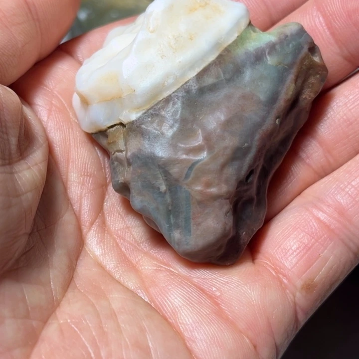 用***5玛瑙/玉髓合金挂件