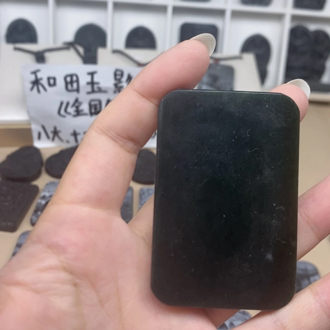 和田玉（糖玉）颈饰未镶嵌