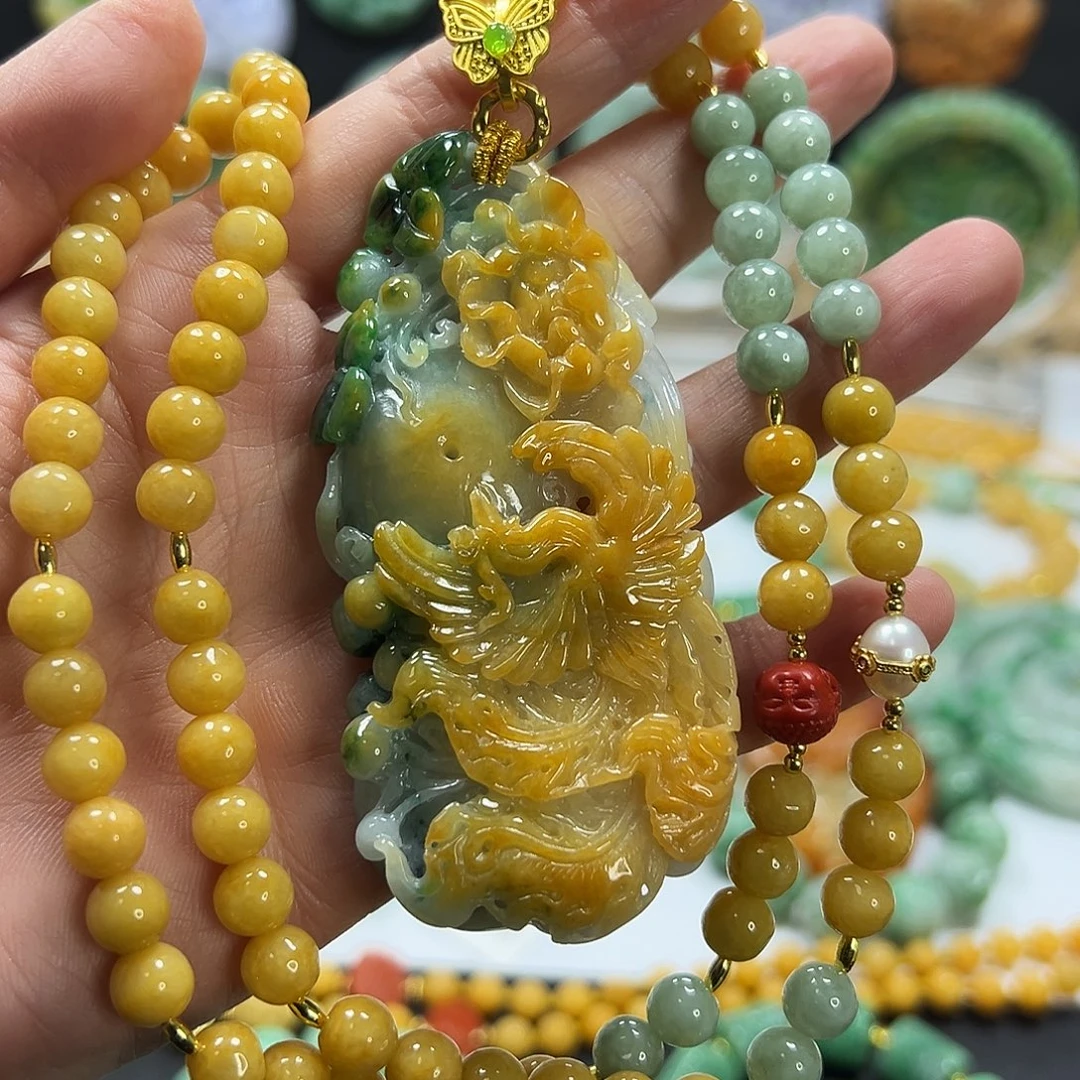 翡翠未镶嵌颈饰吊坠