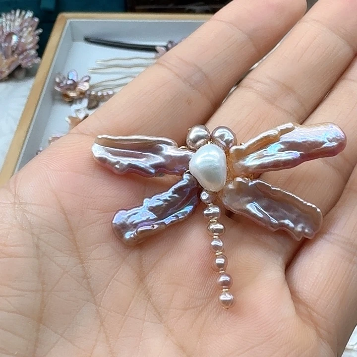 未镶嵌胸饰淡水珍珠