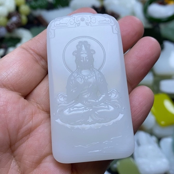 和田玉未镶嵌颈饰