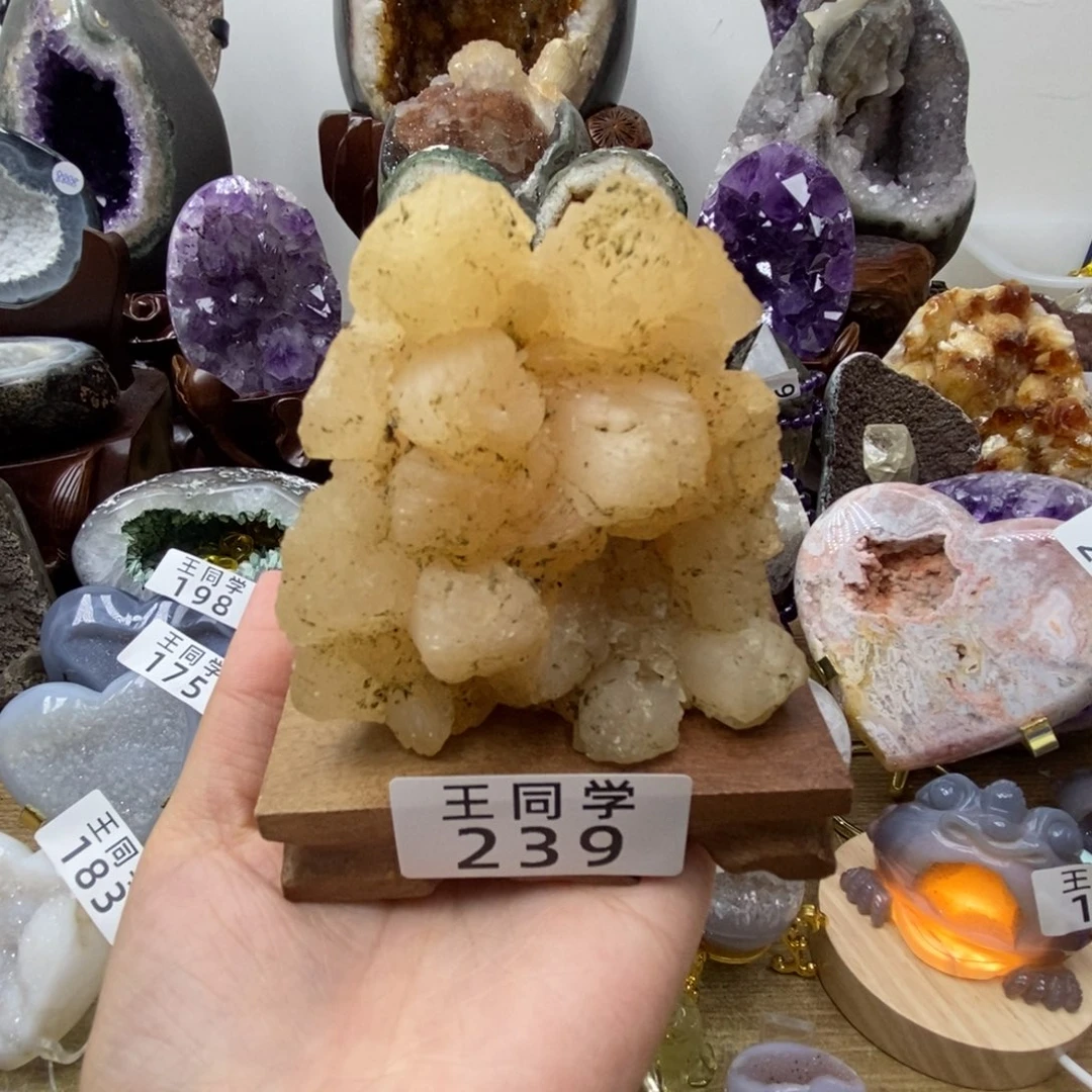 未镶嵌珠宝半成品水晶239
