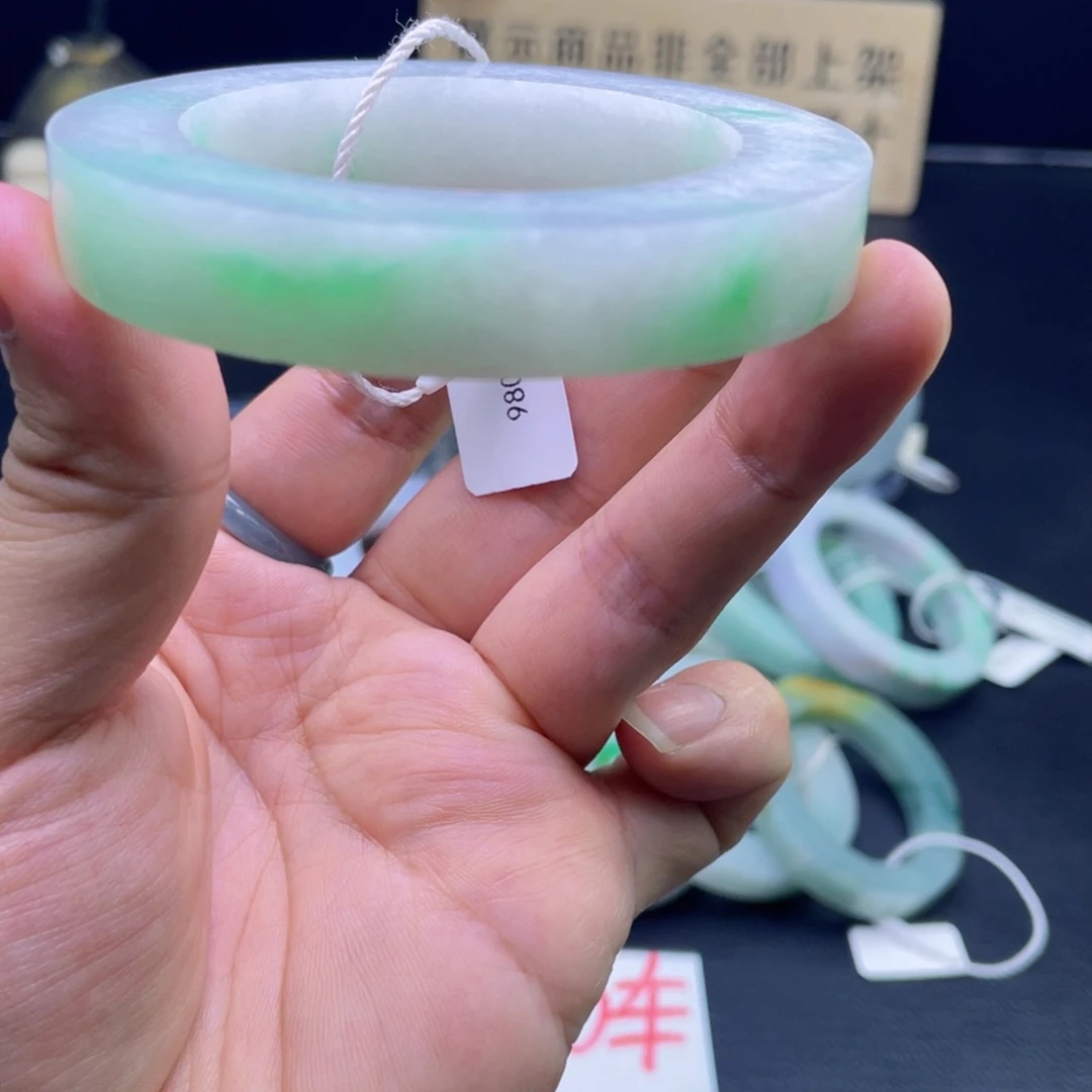 定制翡翠翡翠未镶嵌