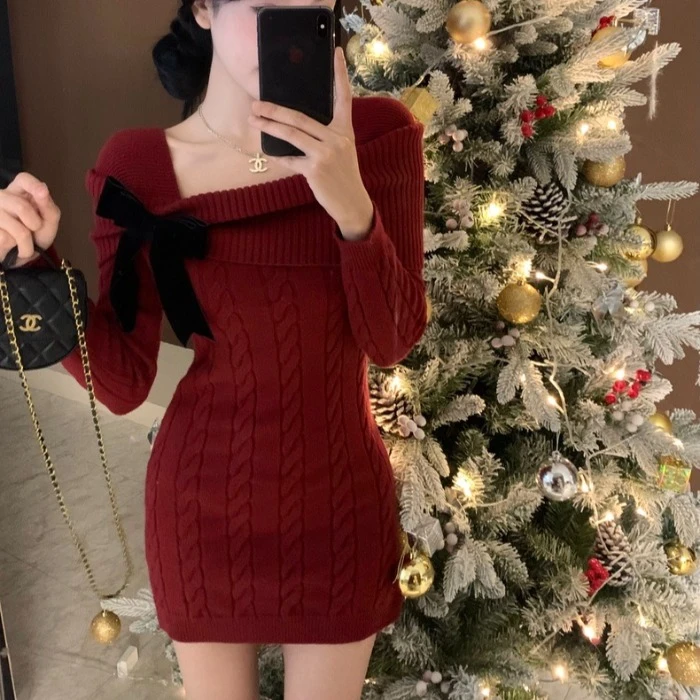韩国圣诞新年红色战袍OL高级感蝴蝶结针织毛衣连衣裙女秋冬小个子