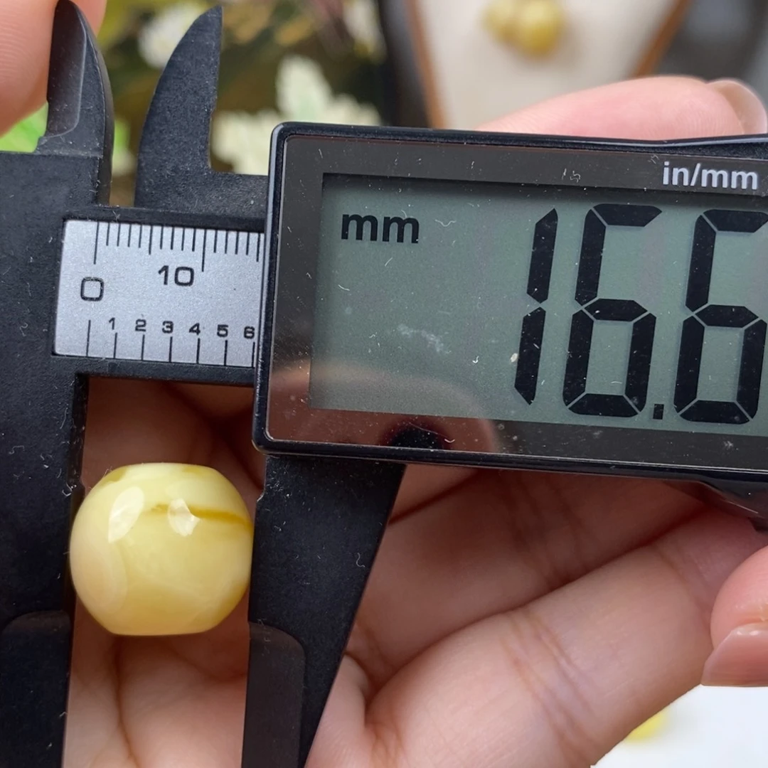 未镶嵌琥珀裸石蜜蜡老型